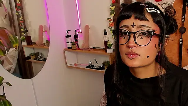 Chat XXX ao vivo de MeowMota_