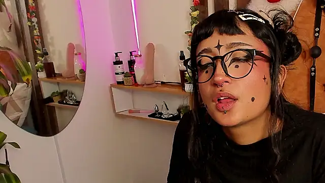 MeowMota_'s Live XXX Chat