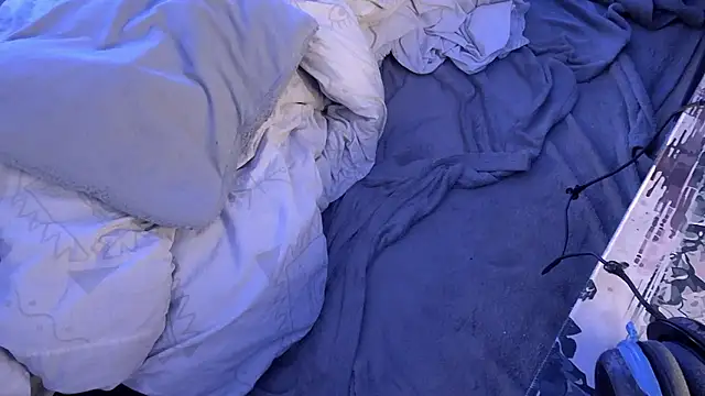 CeriseLapine's Live XXX Chat