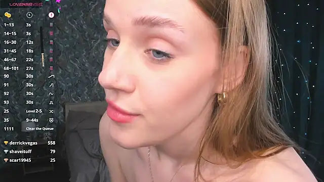 OdellaFrake Webcamshow