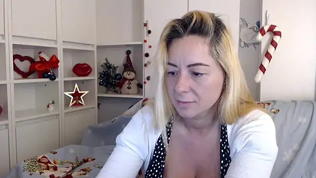 دردشة _karolynesyera_ الجنسية المباشرة