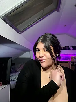 MinaKhalina Chat XXX in diretta