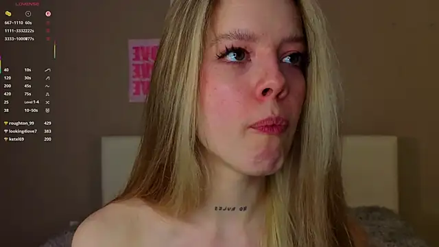 TiffinyMergist's Live XXX Chat