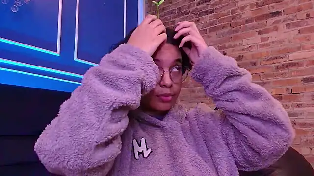 Emmapark_ élő XXX-chatje