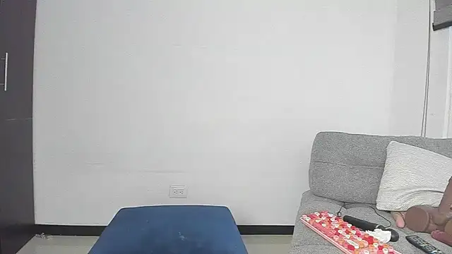 AvaFerrera's Live XXX Chat