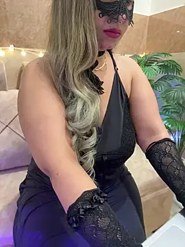 Classy-Bossy – Live XXX-chat