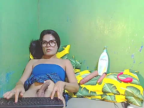 DirtyFistingBarbie 在線直播表演