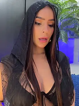 Mau_White Chat XXX in diretta