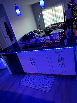 4EVAGLACIERS Live XXX Chat