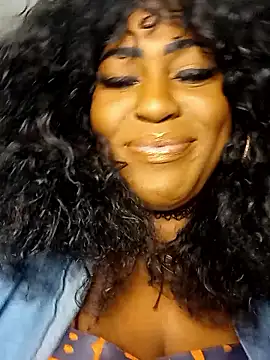 AmazonianMistress: вебкам-шоу