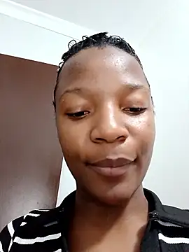 SHANTYBABE élő XXX-chatje