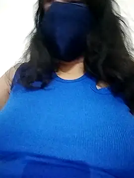 tasty_Chocobaar Chat XXX in diretta