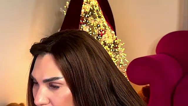 Tinydoll_XO élő XXX-chatje