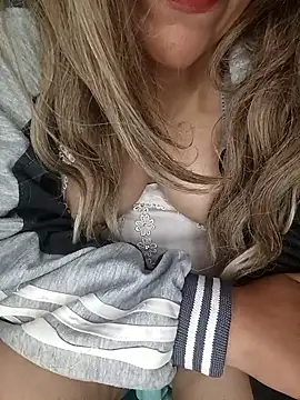 GoldenTimes50 লাইভ XXX চ্যাট