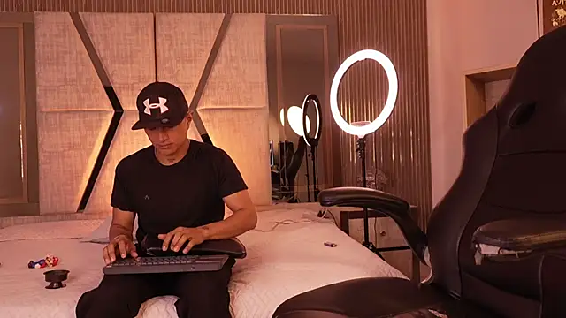 LiamDeep Chat XXX live