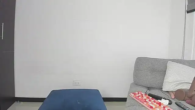 AvaFerrera's Live XXX Chat