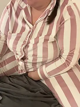 sweeti_Em লাইভ XXX চ্যাট