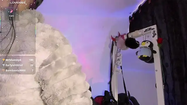 Any_Roussee's Live XXX Chat