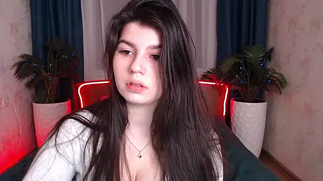 KisaModel's Live XXX Chat