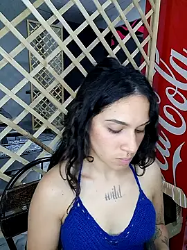 Little_Doll25's Live XXX Chat