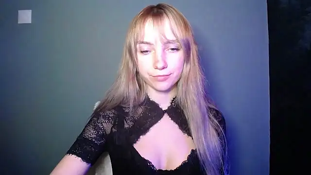 LuciaYoung 라이브 XXX 채팅