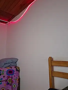 juli05star20 即時 XXX 聊天