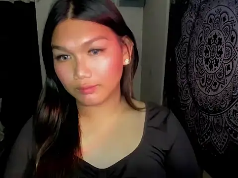 Lou_heart: онлайн-секс-чат