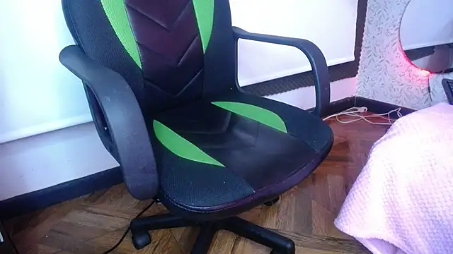 antia_z live XXX chat