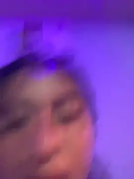 Arely-L1 élő XXX-chatje