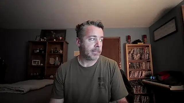 chrisw8140n Live XXX chat