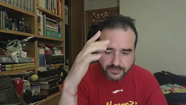 curiosillo83 élő XXX-chatje