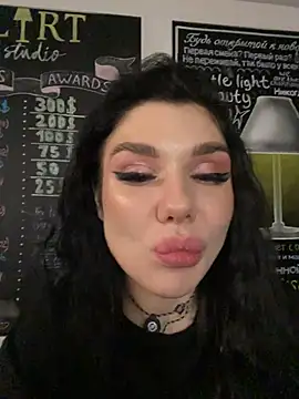 MaeveMoon Chat XXX in diretta