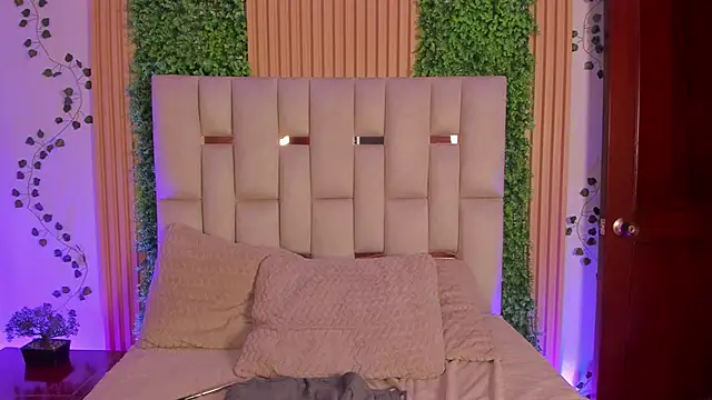 Tiffany_Nm's Live XXX Chat