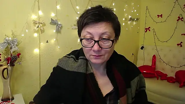 EmilyL0ve élő XXX-chatje