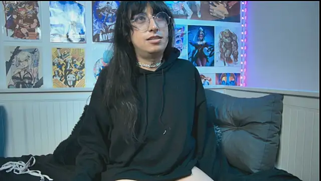 Show modela snowblack_ na web-kameri