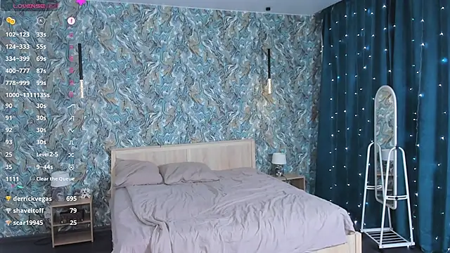 OdellaFrake Chat XXX in diretta