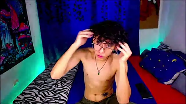 Show modela Thedoll_ethan7 na web-kameri