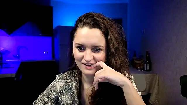 Cerann1 Live XXX-Chat