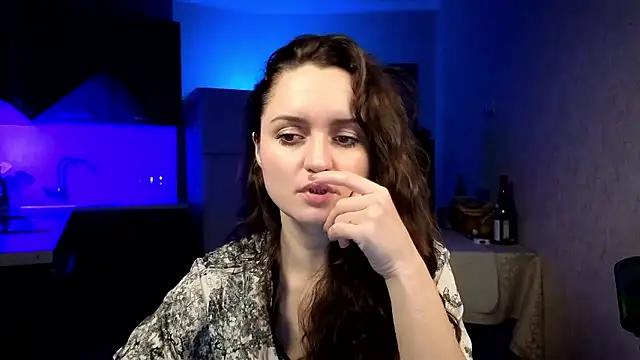 Cerann1 Adlı Modelin Canlı XXX Sohbeti