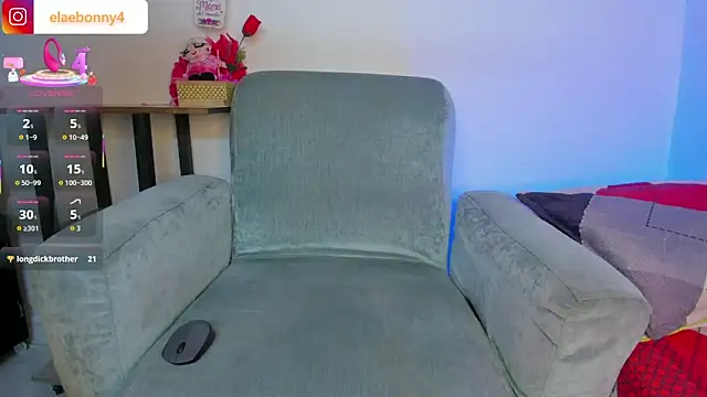 Keily-w 即時 XXX 聊天