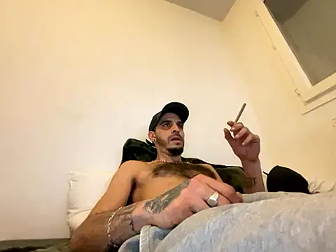 Rebeu313: απευθείας συνομιλία ΧΧΧ