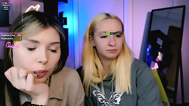 mila_glow1's Live XXX Chat