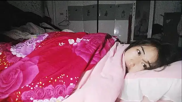 hebe-02's Webcam Show