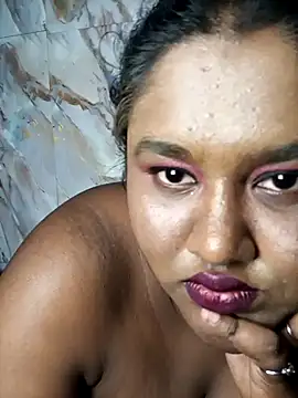 horny_diana élő XXX-chatje