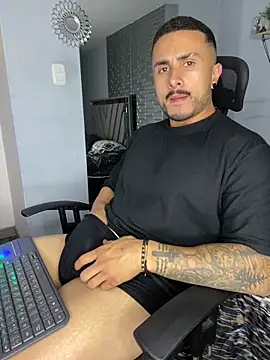 ALEXXX_KING: απευθείας συνομιλία ΧΧΧ