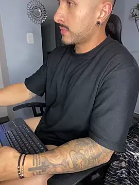 Chat XXX ao vivo de ALEXXX_KING