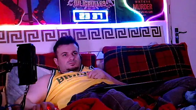 florintanus69 Adlı Modelin Canlı XXX Sohbeti