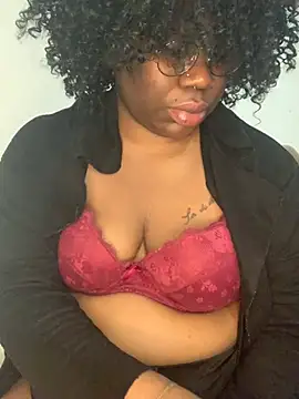 NYRIELLE Webcam-Show