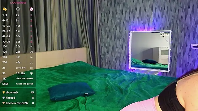 cute_club: απευθείας συνομιλία ΧΧΧ