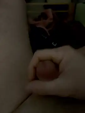 Halunja: απευθείας συνομιλία ΧΧΧ